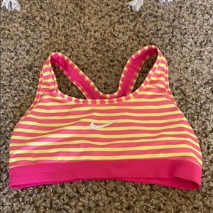 Sports bra